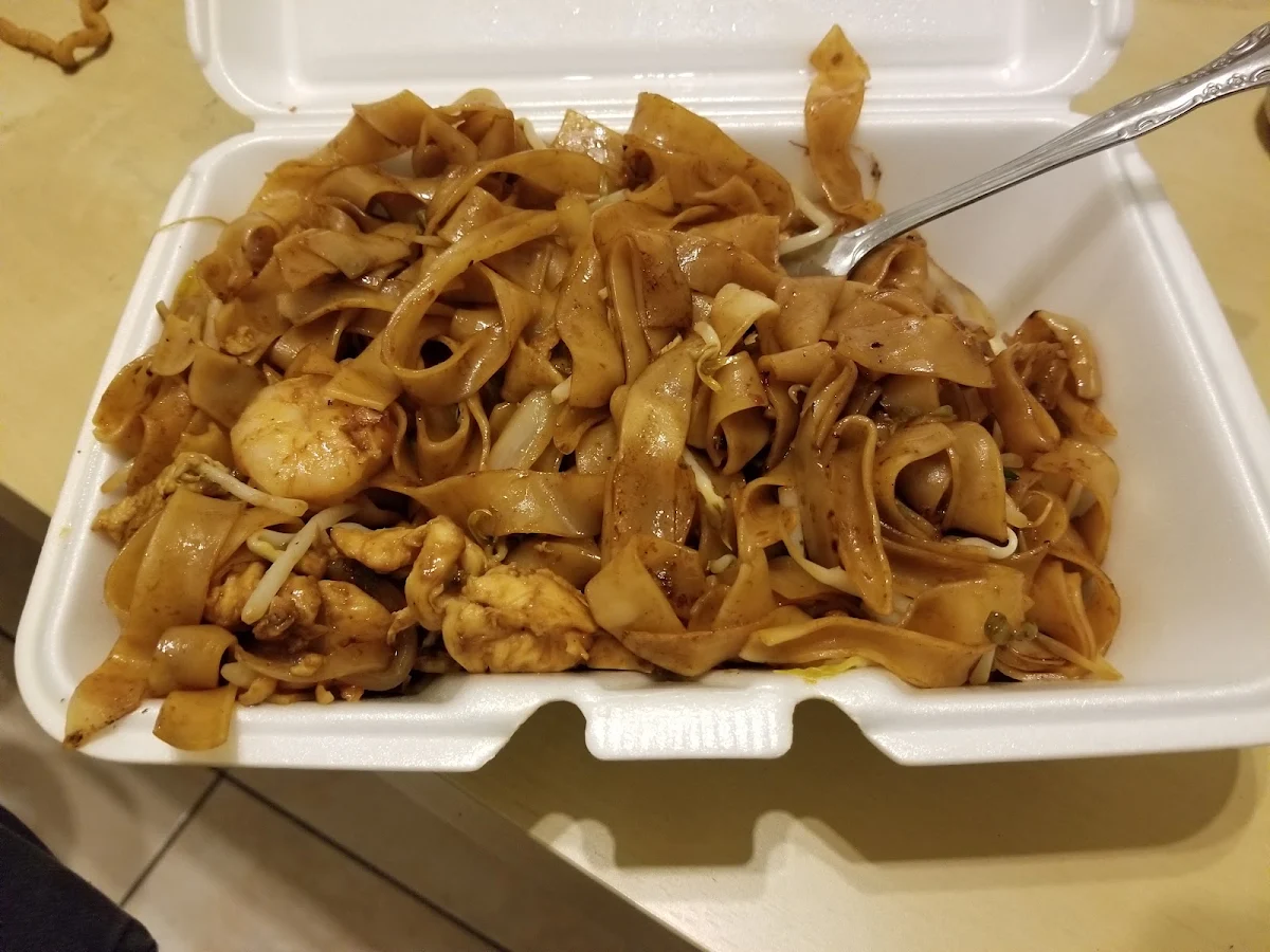 pad sew 干炒河粉, Freres Restaurant